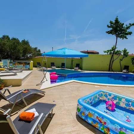 Apartment Petra Trogir