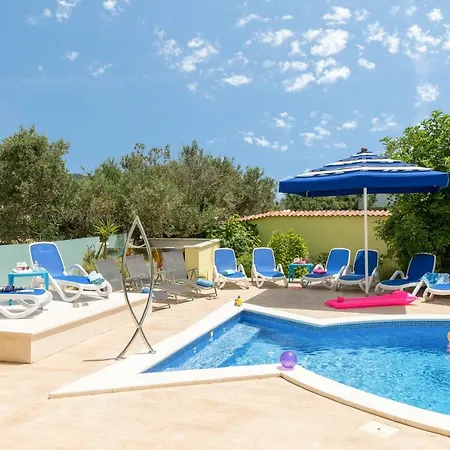 Apartament Petra *