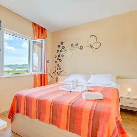 Apartament Petra