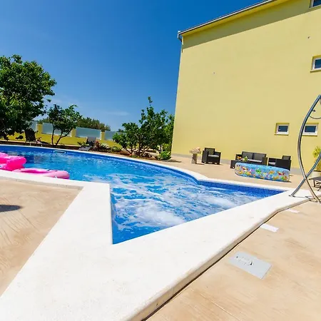 Petra Apartment Trogir