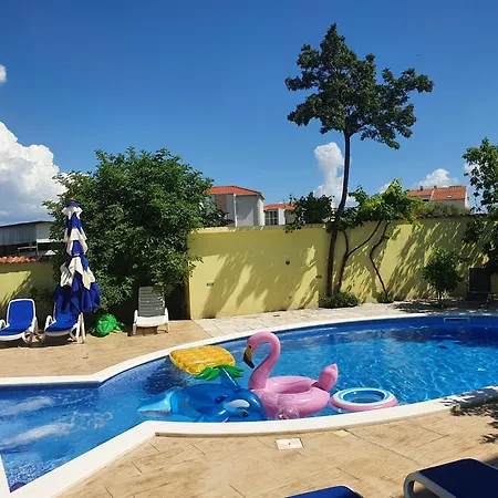 Apartment Petra *