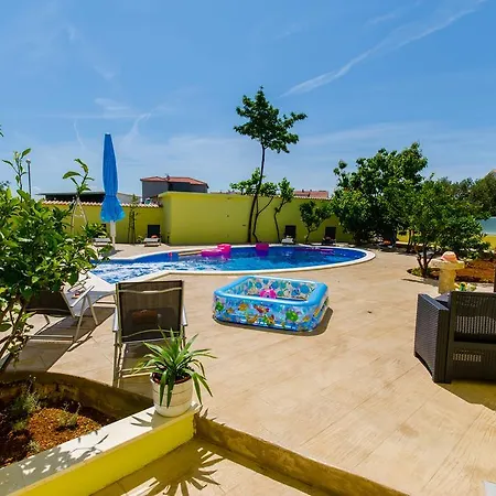 Apartment Petra Trogir