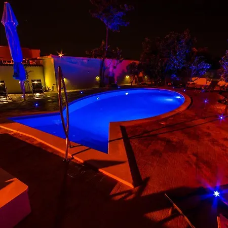 Petra Apartment *